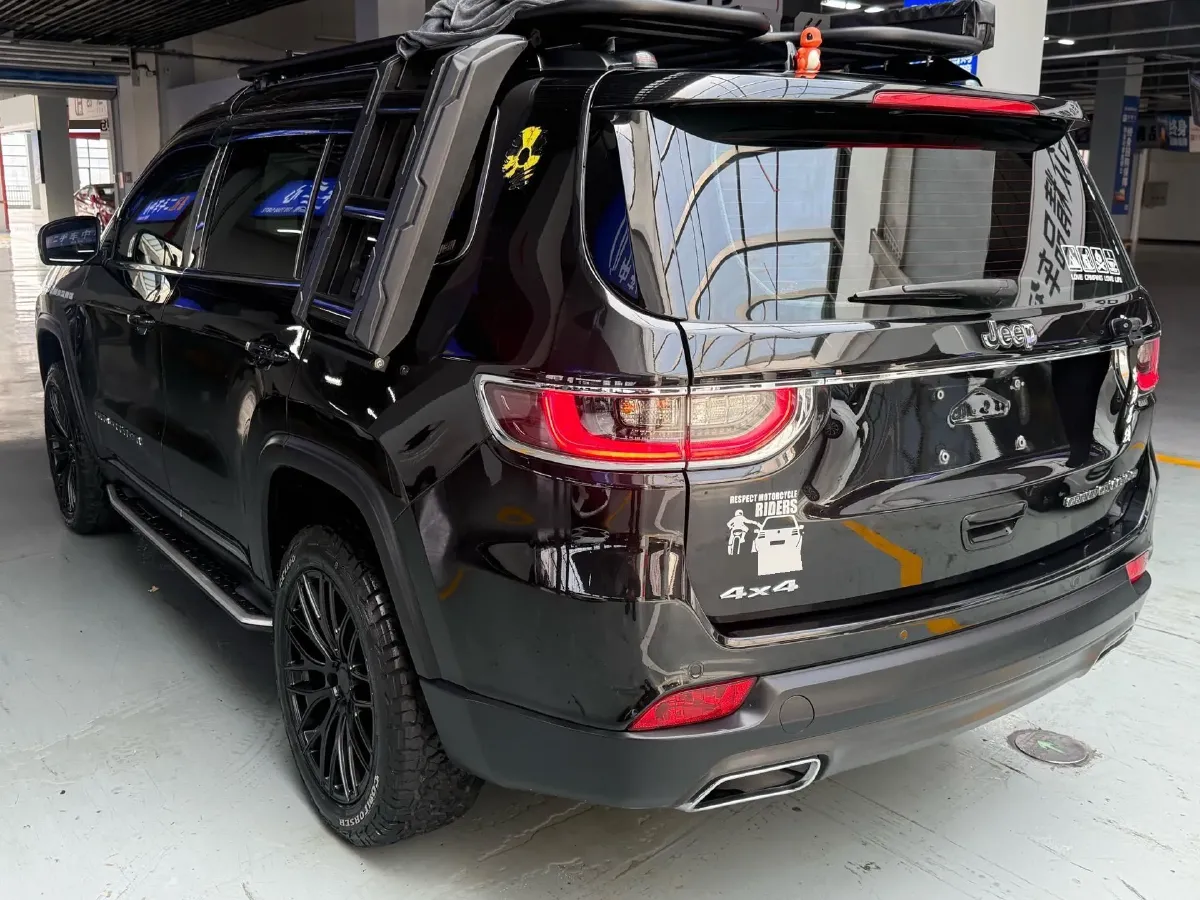 2020 Jeep Grand Commander 2.0T 265HP L4 9AT,autocango,china used car exporter,china ev exporter,chinese used car exporter,chinese used ev exporter