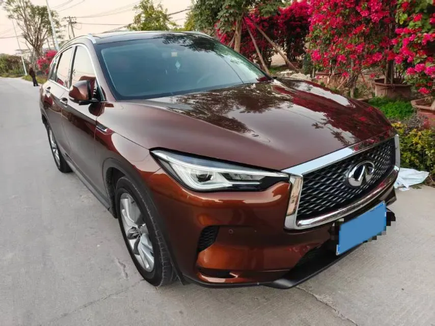 2018 Jeep Grand Commander 2.0T 265HP L4 9AT,autocango,china used car exporter,china ev exporter,chinese used car exporter,chinese used ev exporter