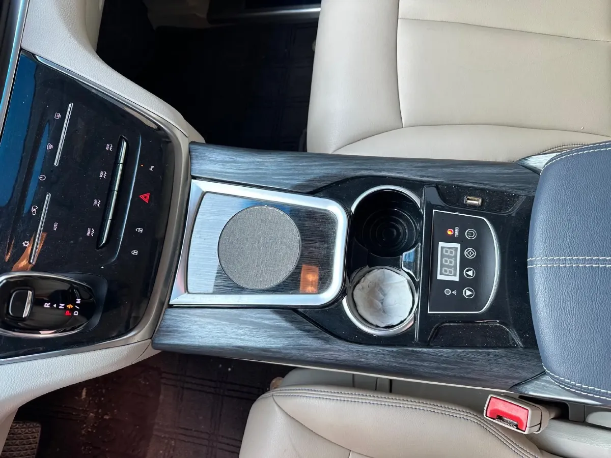 2021 Buick GL8 2.0T 237HP L4 9AT,autocango,china used car exporter,china ev exporter,chinese used car exporter,chinese used ev exporter