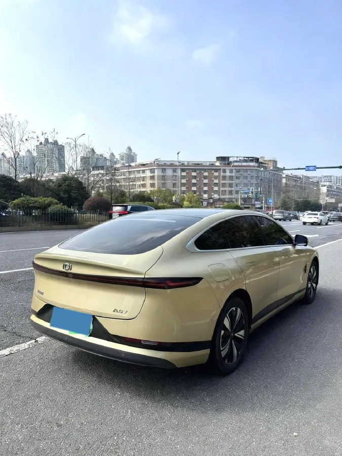 2023 ChangAn QiYuan A07 1.5L 95HP L4 REEV 28.4KWH,autocango,china used car exporter,china ev exporter,chinese used car exporter,chinese used ev exporter