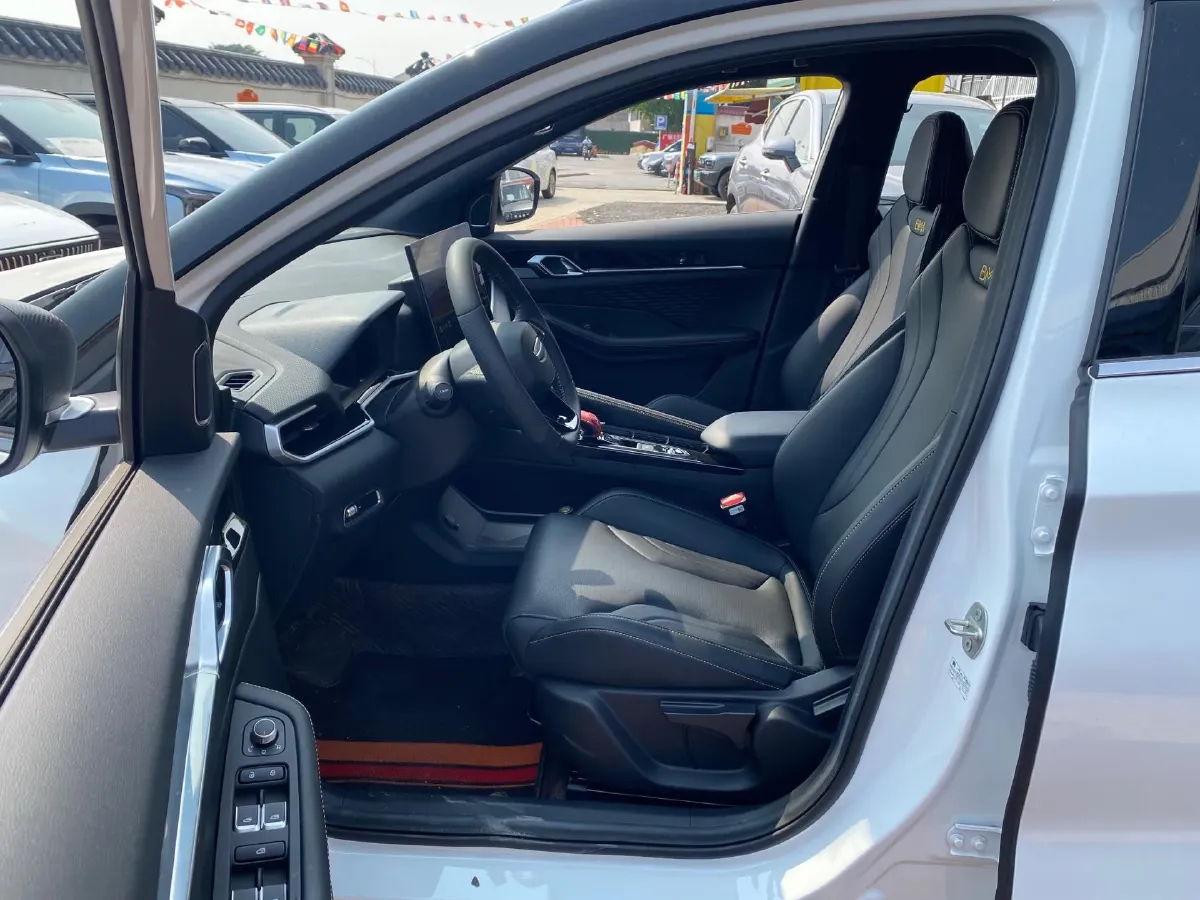 2025 Geely Coolray 1.5T 181HP L4 7DCT,autocango,china used car exporter,china ev exporter,chinese used car exporter,chinese used ev exporter