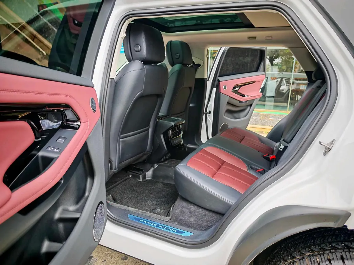 2024 Land Rover Range Rover Evoque 2.0T 249HP L4 9AT,autocango,china used car exporter,china ev exporter,chinese used car exporter,chinese used ev exporter