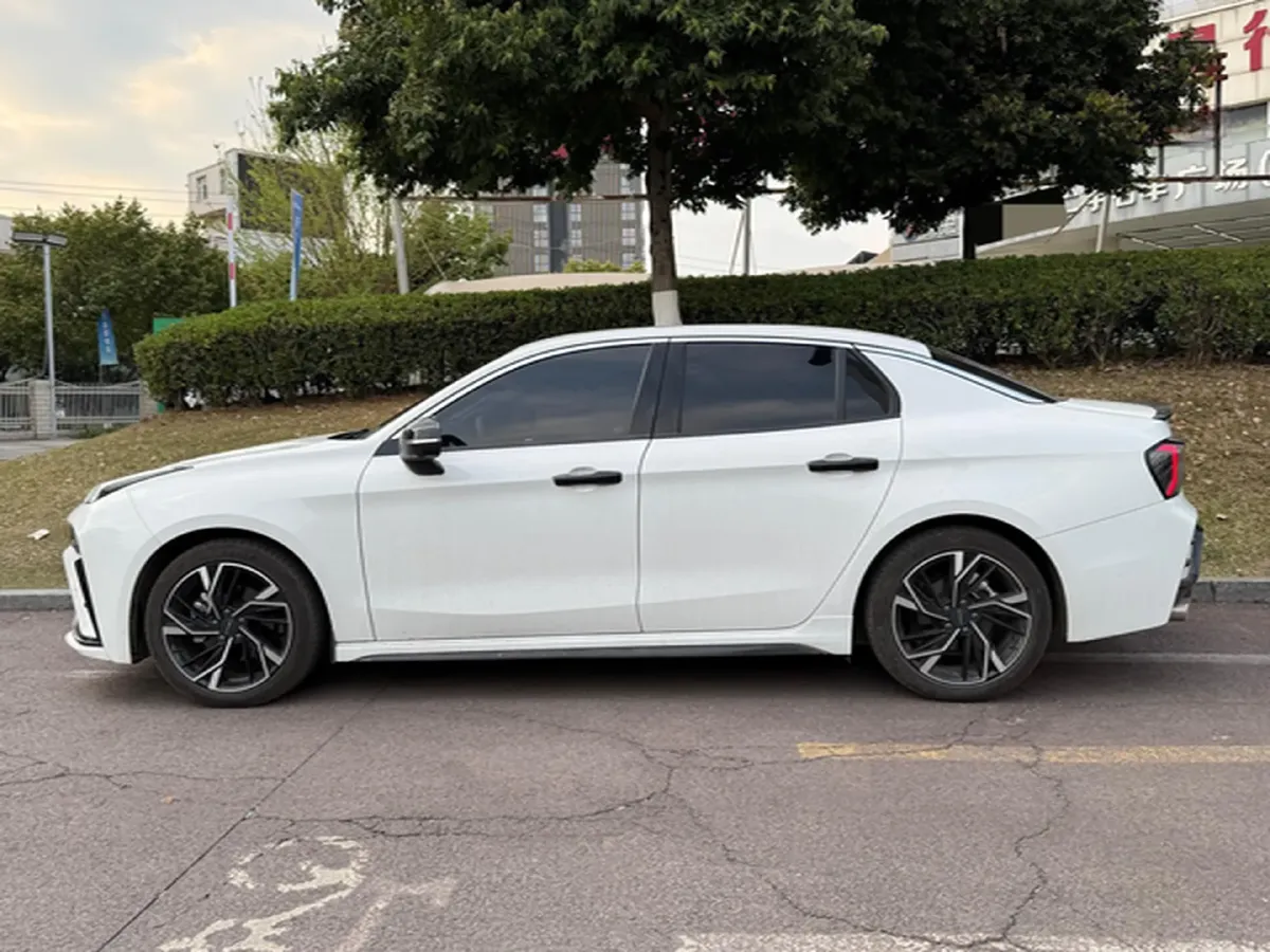 2025 LYNK&CO 03 1.5T 181HP L4 7DCT,autocango,china used car exporter,china ev exporter,chinese used car exporter,chinese used ev exporter