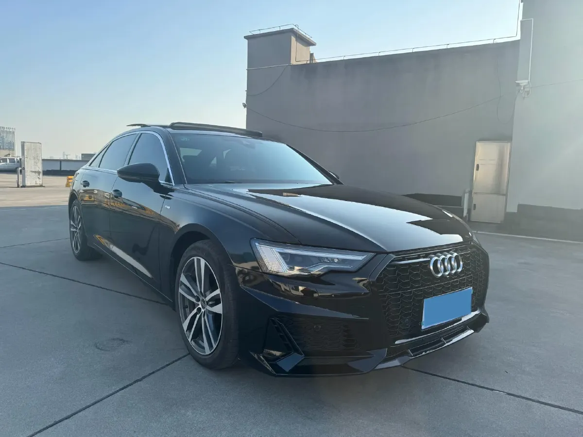 2023 Audi A6L 2.0T 190HP L4 7DCT,autocango,china used car exporter,china ev exporter,chinese used car exporter,chinese used ev exporter