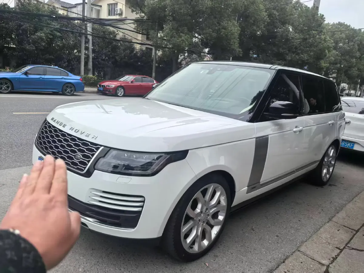 2022 Land Rover Range Rover 3.0T 400HP L6 8AT,autocango,china used car exporter,china ev exporter,chinese used car exporter,chinese used ev exporter
