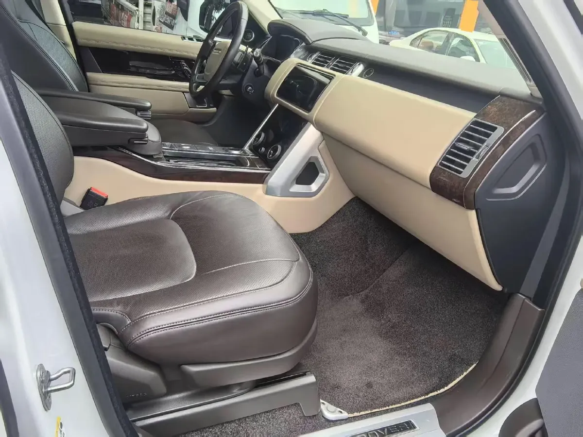 2022 Land Rover Range Rover 3.0T 400HP L6 8AT,autocango,china used car exporter,china ev exporter,chinese used car exporter,chinese used ev exporter