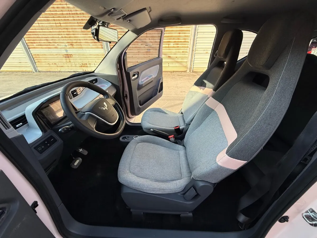 2021 WuLing HongGuang MINI EV BEV 13.9KWH,autocango,china used car exporter,china ev exporter,chinese used car exporter,chinese used ev exporter