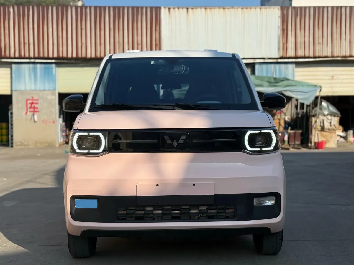 2021 WuLing HongGuang MINI EV BEV 13.9KWH,autocango,china used car exporter,china ev exporter,chinese used car exporter,chinese used ev exporter