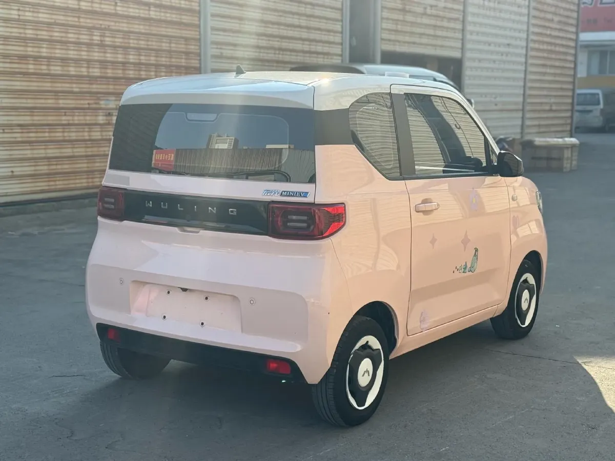 2021 WuLing HongGuang MINI EV BEV 13.9KWH,autocango,china used car exporter,china ev exporter,chinese used car exporter,chinese used ev exporter