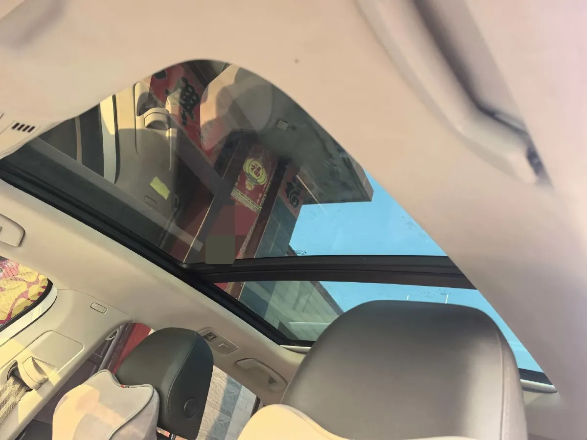 2019 Jeep Renegade 1.3T 173HP L4 7DCT,autocango,china used car exporter,china ev exporter,chinese used car exporter,chinese used ev exporter