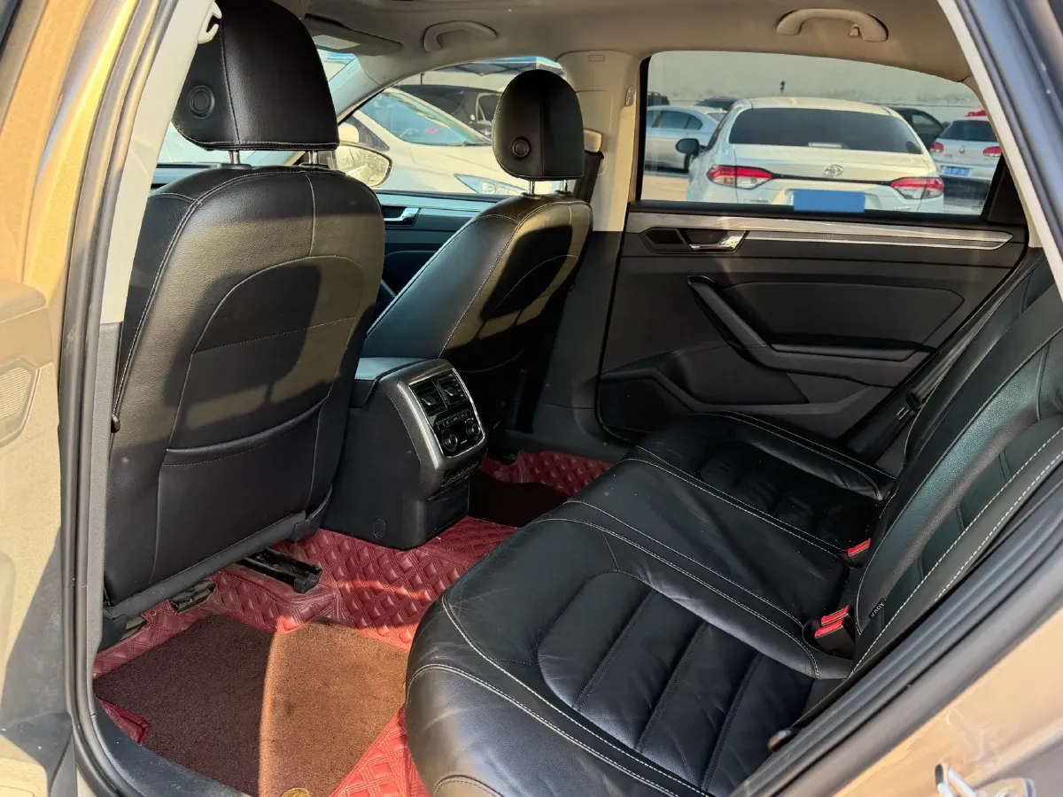 2017 Volkswagen Passat 1.4T 150HP L4 7DCT,autocango,china used car exporter,china ev exporter,chinese used car exporter,chinese used ev exporter