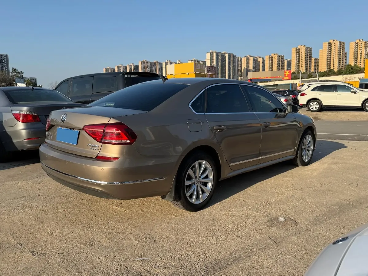 2017 Volkswagen Passat 1.4T 150HP L4 7DCT,autocango,china used car exporter,china ev exporter,chinese used car exporter,chinese used ev exporter