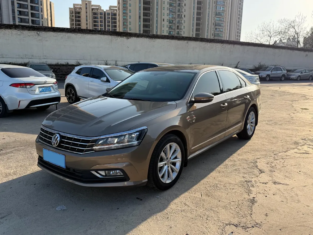 2017 Volkswagen Passat 1.4T 150HP L4 7DCT,autocango,china used car exporter,china ev exporter,chinese used car exporter,chinese used ev exporter