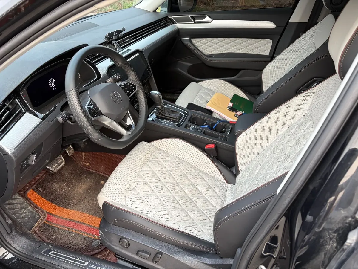 2023 Volkswagen Magotan 2.0T 186HP L4 7DCT,autocango,china used car exporter,china ev exporter,chinese used car exporter,chinese used ev exporter