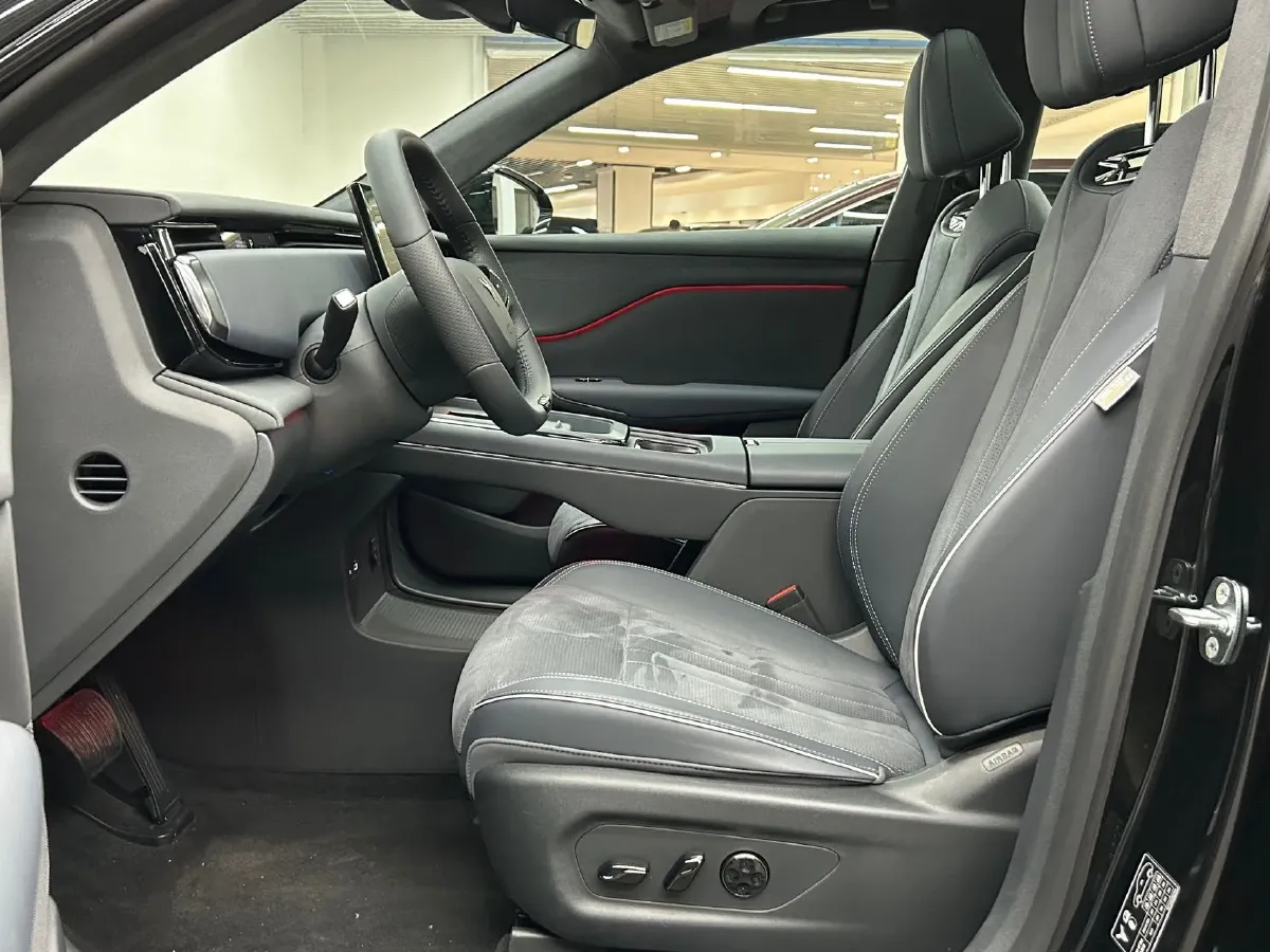 2024 Voyah ZhiYin BEV 77KWH,autocango,china used car exporter,china ev exporter,chinese used car exporter,chinese used ev exporter