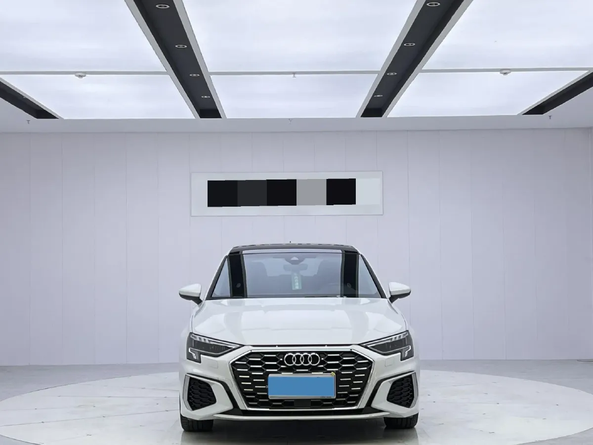 2024 Audi A3 1.4T 150HP L4 7DCT,autocango,china used car exporter,china ev exporter,chinese used car exporter,chinese used ev exporter
