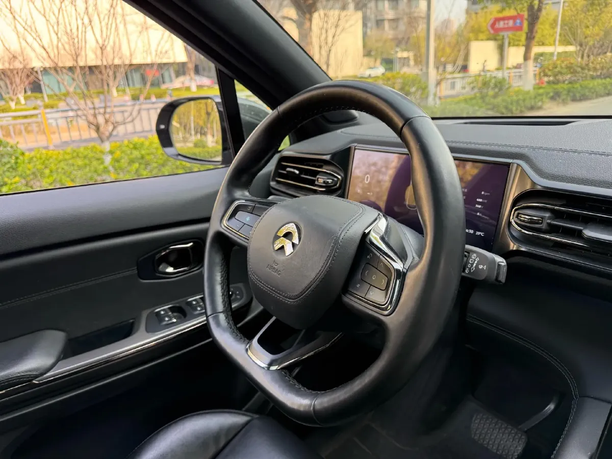 2022 NIO ES6 BEV 100KWH,autocango,china used car exporter,china ev exporter,chinese used car exporter,chinese used ev exporter