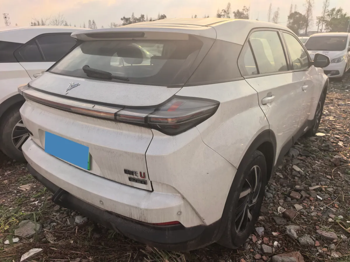 2022 Venucia Grand V 1.5T 190HP L4 7DCT,autocango,china used car exporter,china ev exporter,chinese used car exporter,chinese used ev exporter