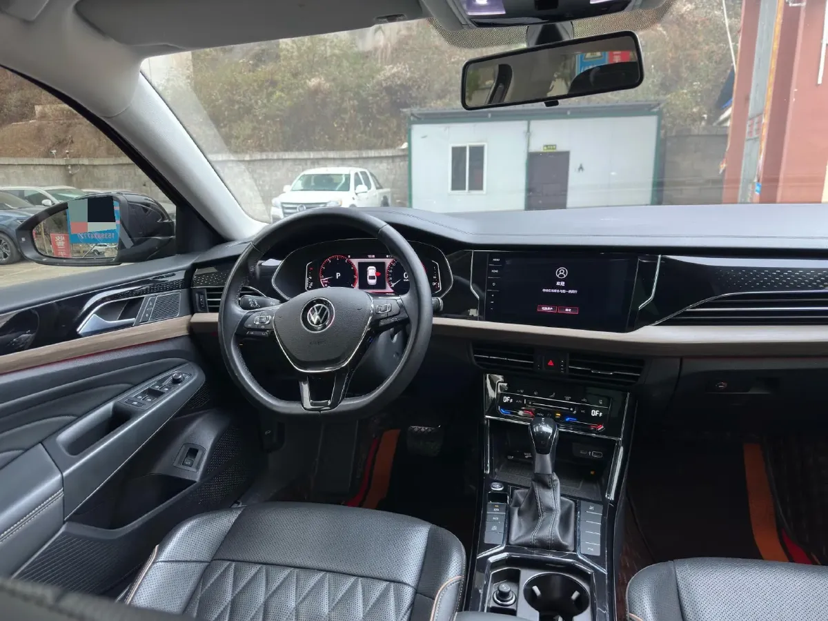 2021 Volkswagen Passat 2.0T 186HP L4 7DCT,autocango,china used car exporter,china ev exporter,chinese used car exporter,chinese used ev exporter