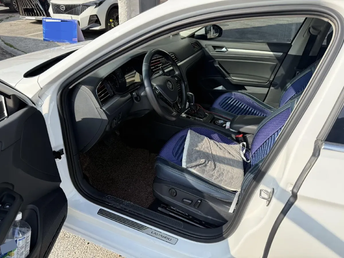 2019 Volkswagen Passat 1.4T 150HP L4 7DCT,autocango,china used car exporter,china ev exporter,chinese used car exporter,chinese used ev exporter