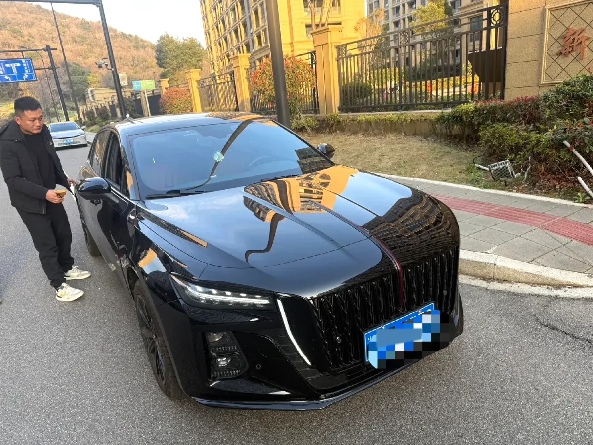 2025 HongQi H5 1.5T 169HP L4 7DCT,autocango,china used car exporter,china ev exporter,chinese used car exporter,chinese used ev exporter