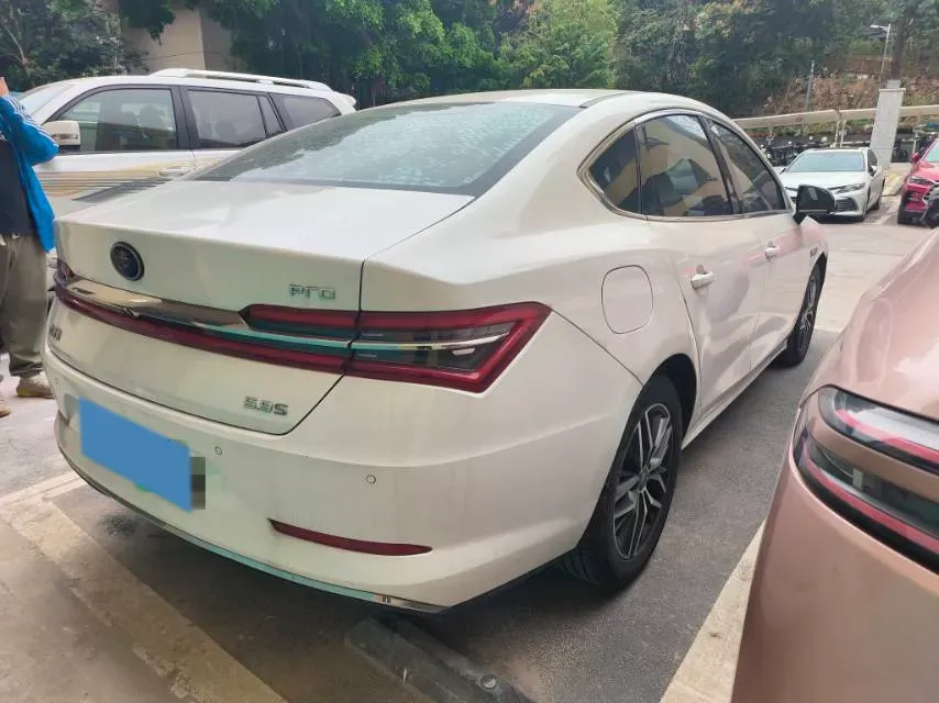 2019 Buick GL6 1.3T 163HP L3 6AT,autocango,china used car exporter,china ev exporter,chinese used car exporter,chinese used ev exporter