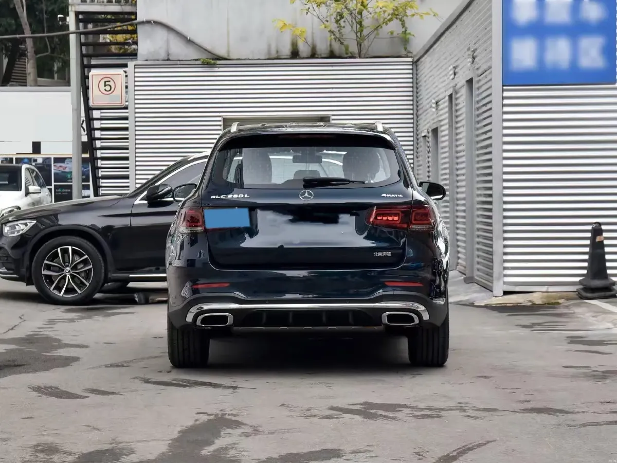 2022 Mercedes-Benz GLC Class 2.0T 197HP L4 9AT,autocango,china used car exporter,china ev exporter,chinese used car exporter,chinese used ev exporter