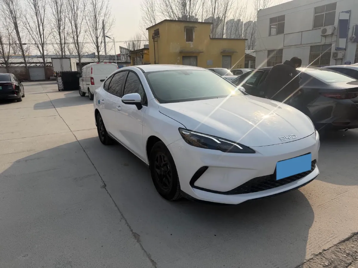 2025 BYD Seal05 DM-i 1.5L 101HP L4 E-CVT PHEV 7.68KWH,autocango,china used car exporter,china ev exporter,chinese used car exporter,chinese used ev exporter