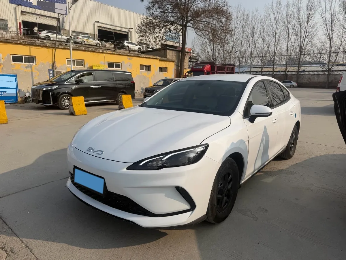 2025 BYD Seal05 DM-i 1.5L 101HP L4 E-CVT PHEV 7.68KWH,autocango,china used car exporter,china ev exporter,chinese used car exporter,chinese used ev exporter