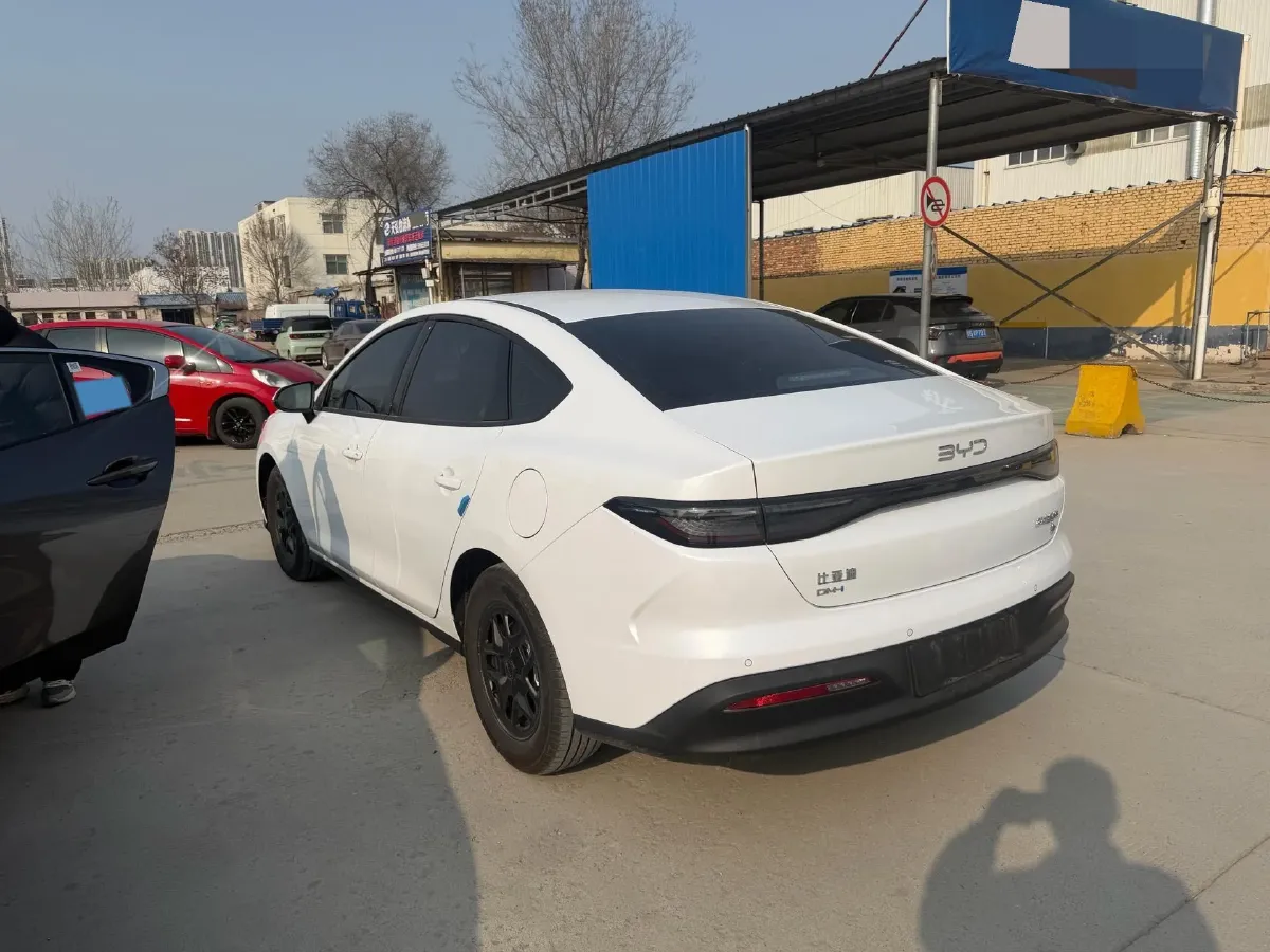 2025 BYD Seal05 DM-i 1.5L 101HP L4 E-CVT PHEV 7.68KWH,autocango,china used car exporter,china ev exporter,chinese used car exporter,chinese used ev exporter