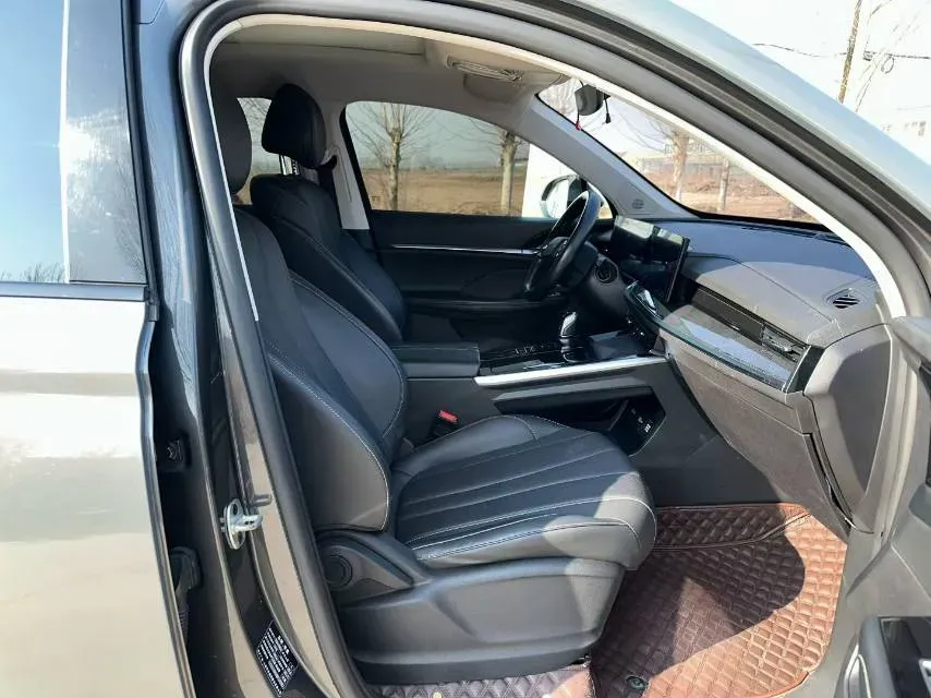 2022 Roewe RX5 MAX 1.5T 181HP L4 6AT,autocango,china used car exporter,china ev exporter,chinese used car exporter,chinese used ev exporter