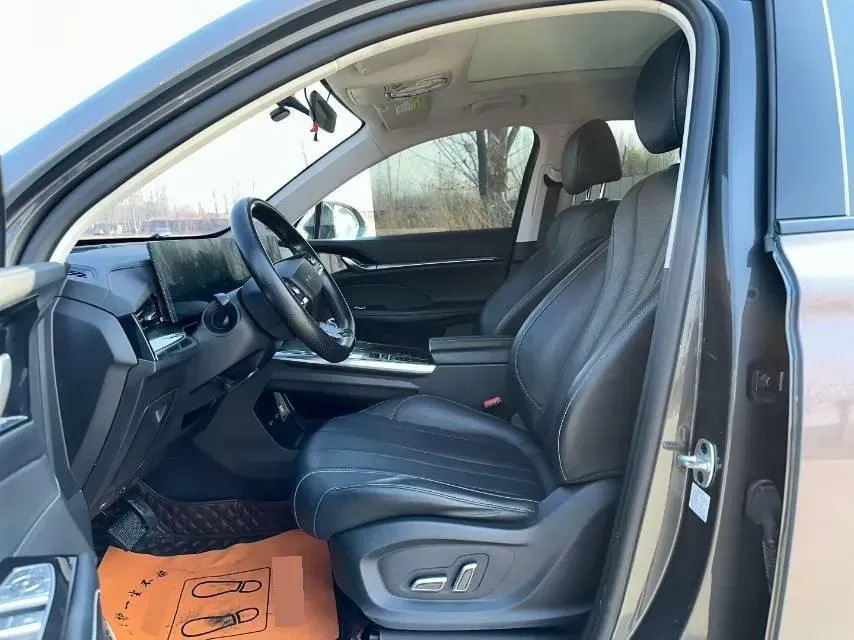 2022 Roewe RX5 MAX 1.5T 181HP L4 6AT,autocango,china used car exporter,china ev exporter,chinese used car exporter,chinese used ev exporter