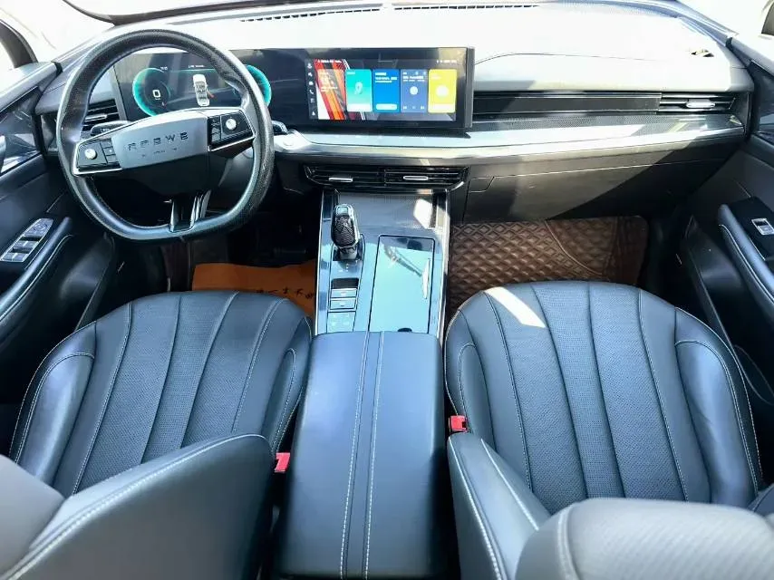 2022 Roewe RX5 MAX 1.5T 181HP L4 6AT,autocango,china used car exporter,china ev exporter,chinese used car exporter,chinese used ev exporter