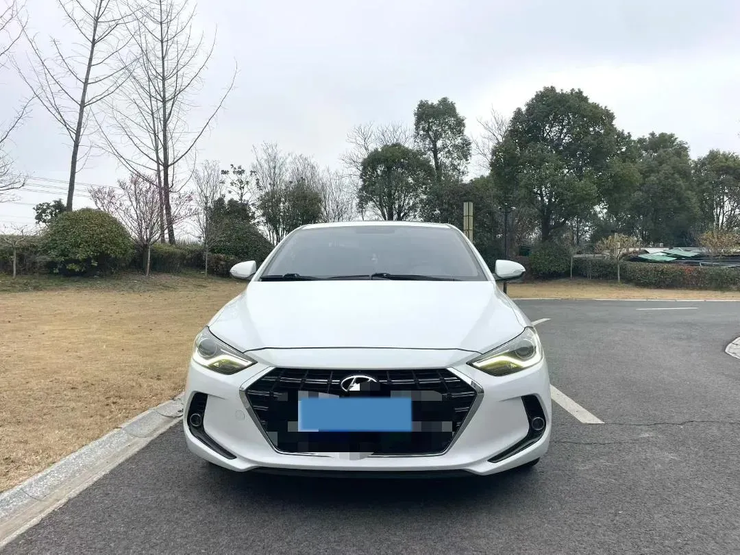 2019 Hyundai Elantra 1.5L 115HP L4 CVT,autocango,china used car exporter,china ev exporter,chinese used car exporter,chinese used ev exporter