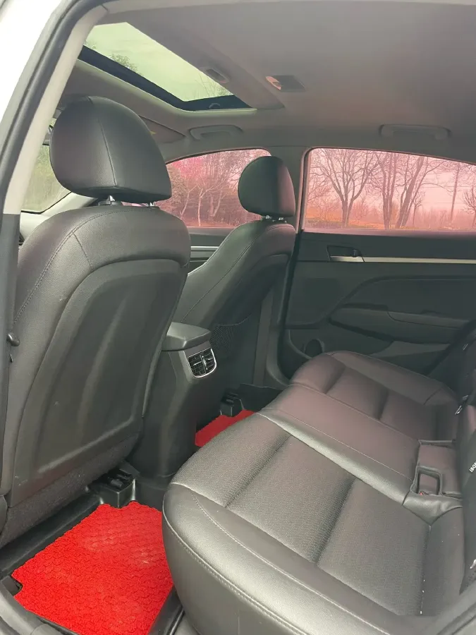 2019 Hyundai Elantra 1.5L 115HP L4 CVT,autocango,china used car exporter,china ev exporter,chinese used car exporter,chinese used ev exporter