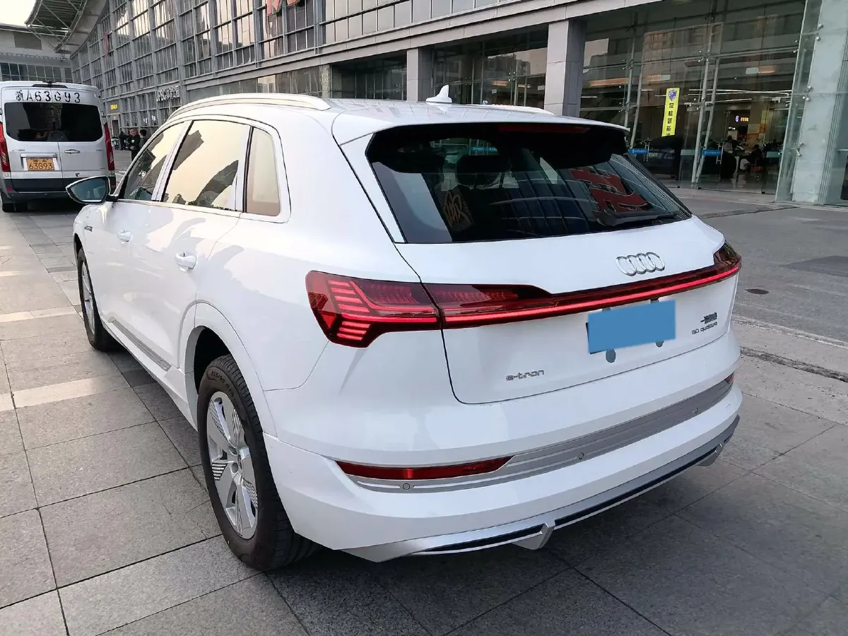 2021 Audi e-tron BEV 96.7KWH,autocango,china used car exporter,china ev exporter,chinese used car exporter,chinese used ev exporter