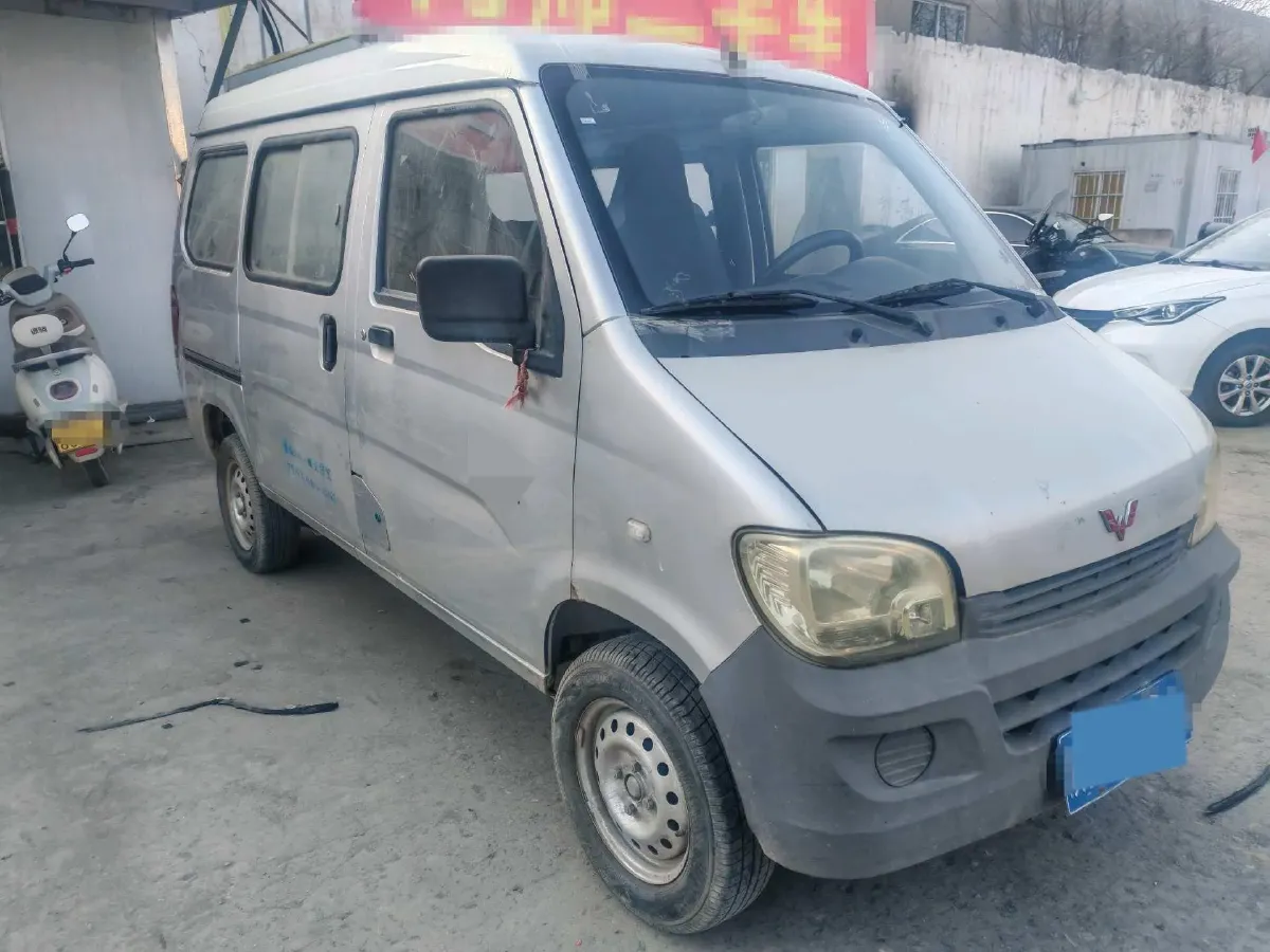 2015 WuLing ZhiGuang 1.2L 82HP L4 5MT,autocango,china used car exporter,china ev exporter,chinese used car exporter,chinese used ev exporter