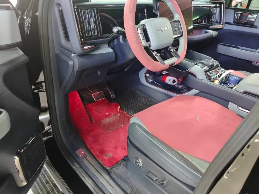 2023 FangChengBao Bao 5 1.5T 194HP L4 E-CVT PHEV 31.8KWH,autocango,china used car exporter,china ev exporter,chinese used car exporter,chinese used ev exporter