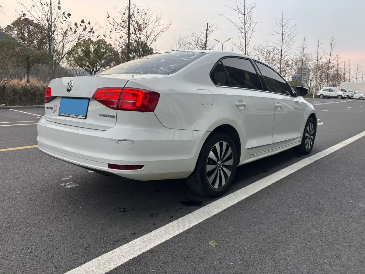 2018 KingLong KaiTe 2.3T 110HP L4 5MT,autocango,china used car exporter,china ev exporter,chinese used car exporter,chinese used ev exporter