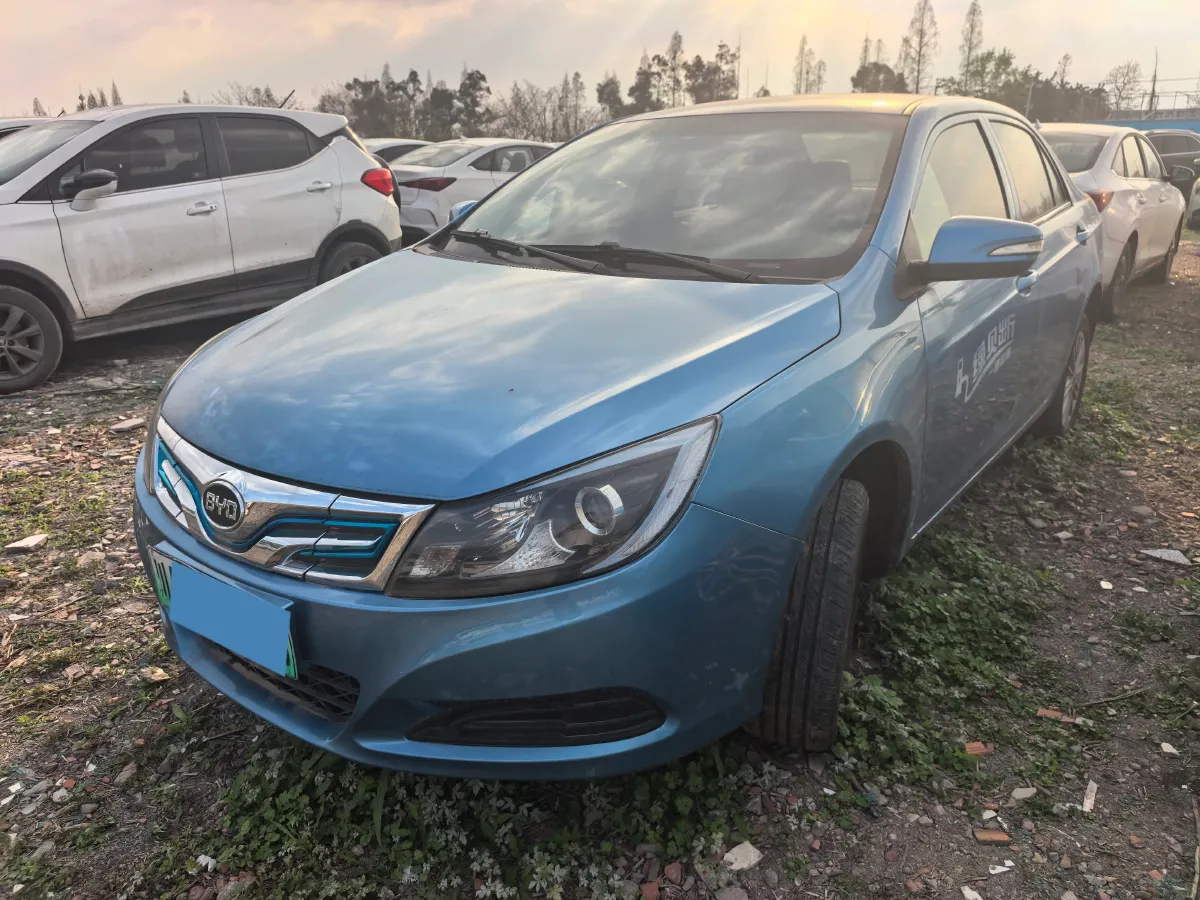 2018 BYD e5 BEV 60.48KWH,autocango,china used car exporter,china ev exporter,chinese used car exporter,chinese used ev exporter