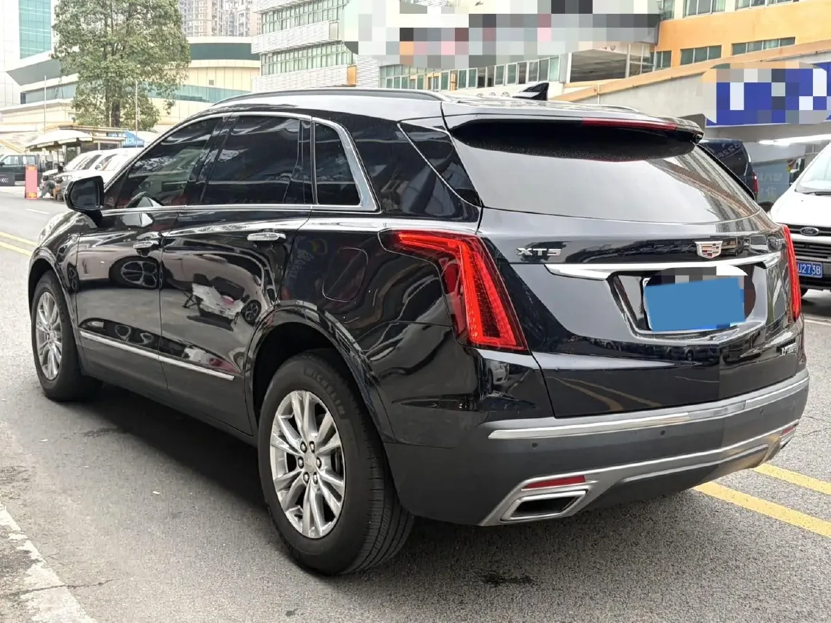 2022 Cadillac XT5 2.0T 237HP L4 9AT,autocango,china used car exporter,china ev exporter,chinese used car exporter,chinese used ev exporter