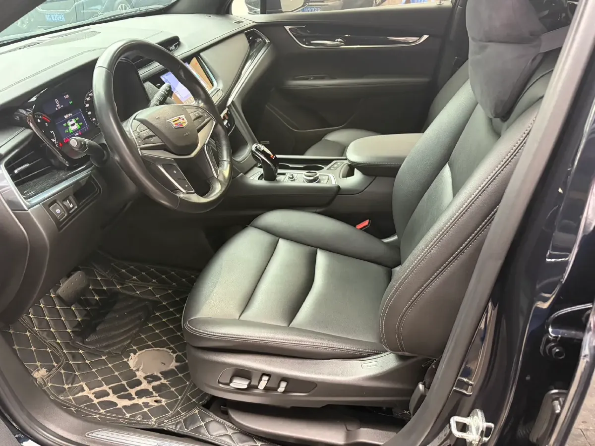 2022 Cadillac XT5 2.0T 237HP L4 9AT,autocango,china used car exporter,china ev exporter,chinese used car exporter,chinese used ev exporter