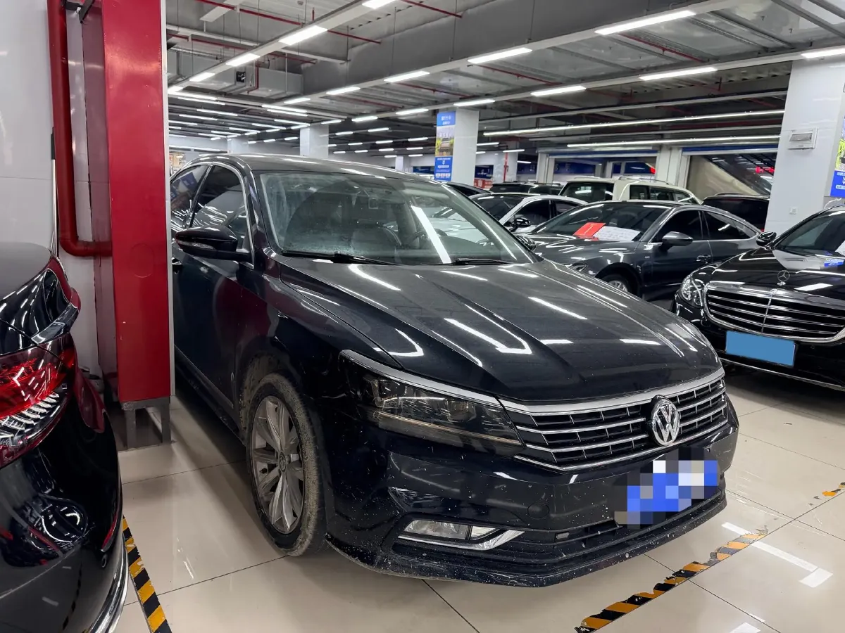 2017 Volkswagen Passat 1.8T 180HP L4 7DCT,autocango,china used car exporter,china ev exporter,chinese used car exporter,chinese used ev exporter