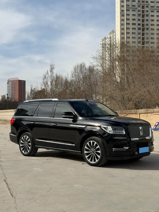 2019 Lincoln Navigator 3.5T 388HP V6 10AT,autocango,china used car exporter,china ev exporter,chinese used car exporter,chinese used ev exporter