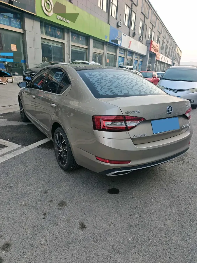 2018 Skoda Octavia 1.4T 150HP L4 7DCT,autocango,china used car exporter,china ev exporter,chinese used car exporter,chinese used ev exporter