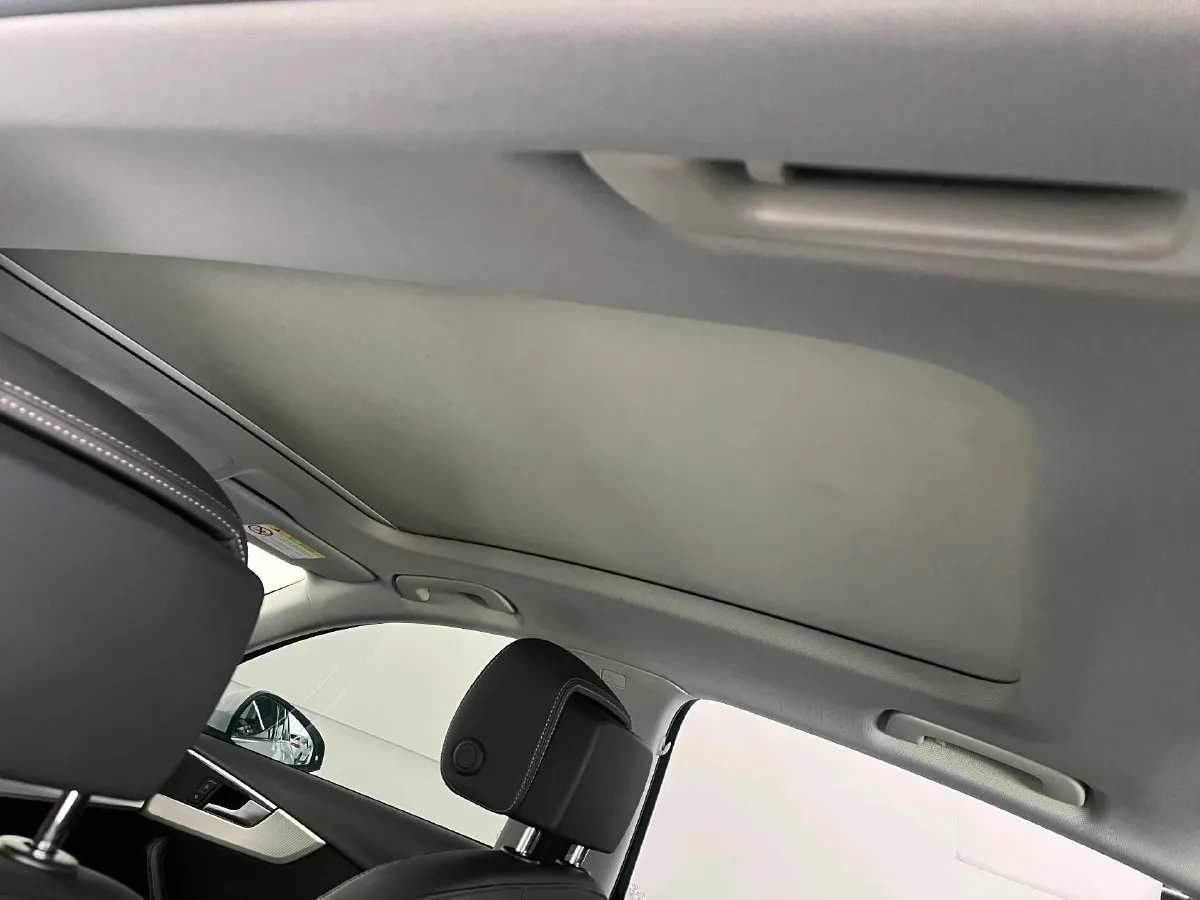 2020 Audi A4L 2.0T 190HP L4 7DCT,autocango,china used car exporter,china ev exporter,chinese used car exporter,chinese used ev exporter