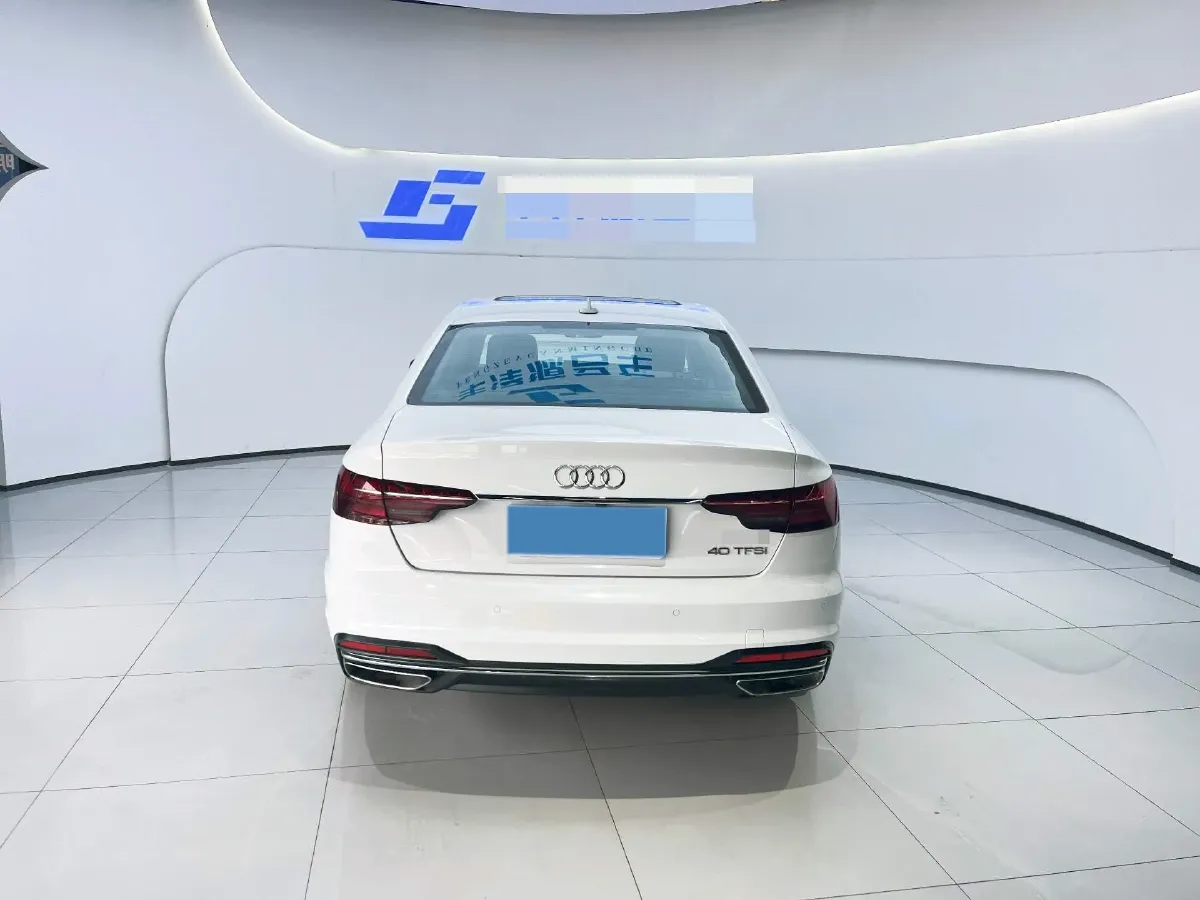 2020 Audi A4L 2.0T 190HP L4 7DCT,autocango,china used car exporter,china ev exporter,chinese used car exporter,chinese used ev exporter
