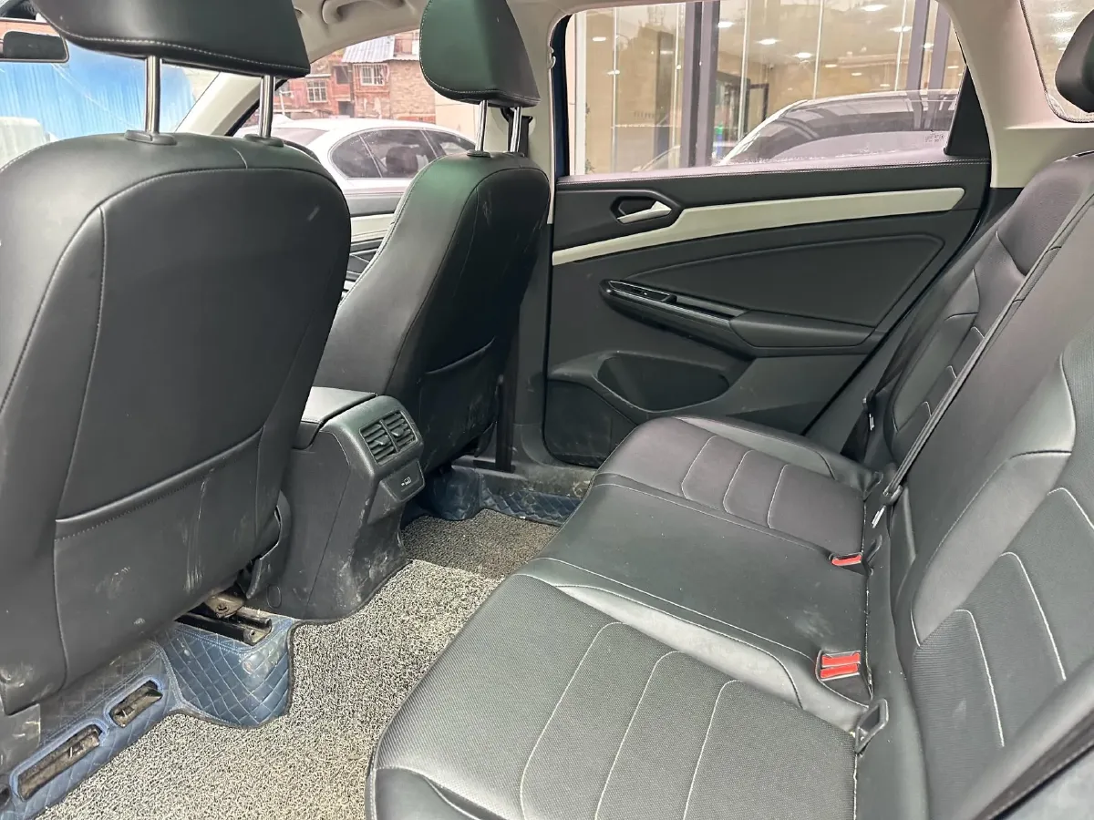 2022 Jetta VS7 1.4T 150HP L4 6AT,autocango,china used car exporter,china ev exporter,chinese used car exporter,chinese used ev exporter