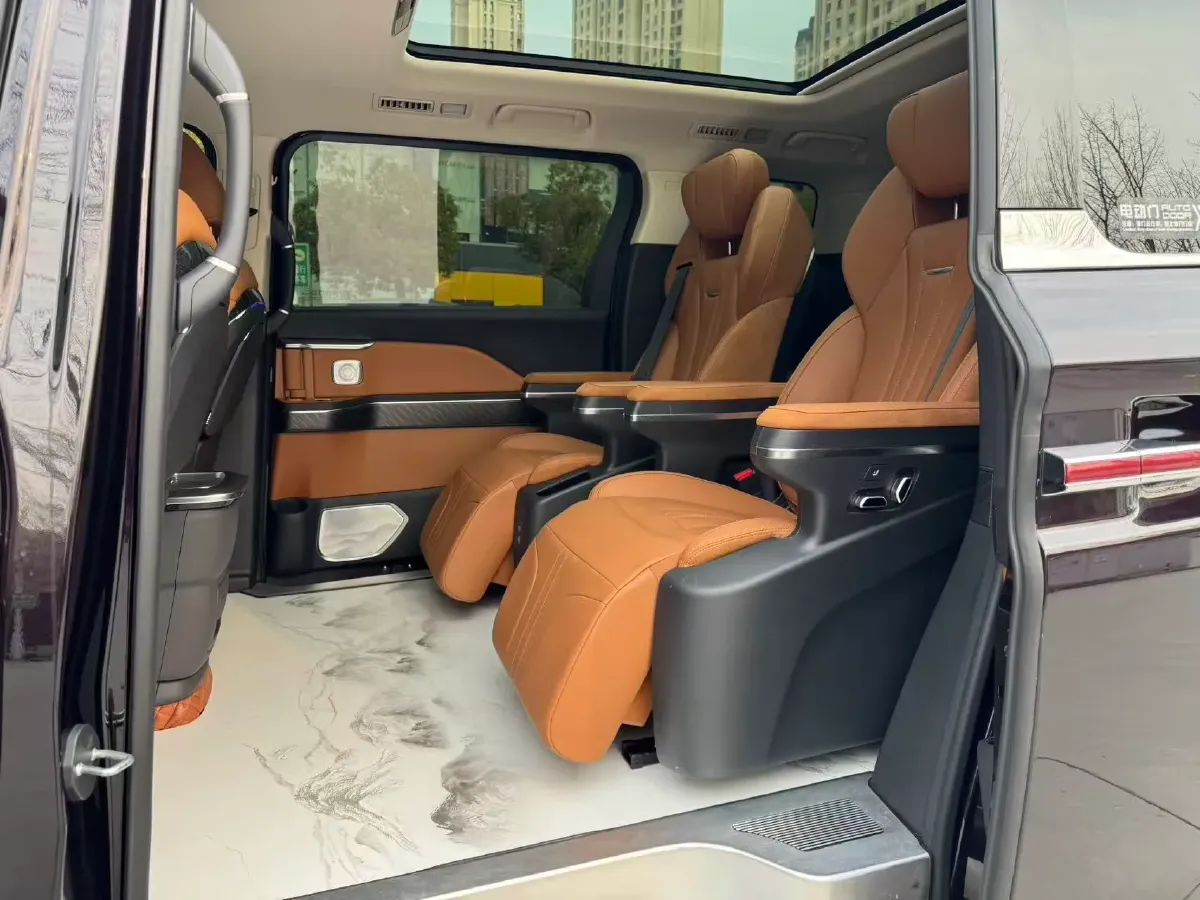 2024 HongQi HQ9 2.0T 163HP L4 1DHT PHEV 20.14KWH,autocango,china used car exporter,china ev exporter,chinese used car exporter,chinese used ev exporter