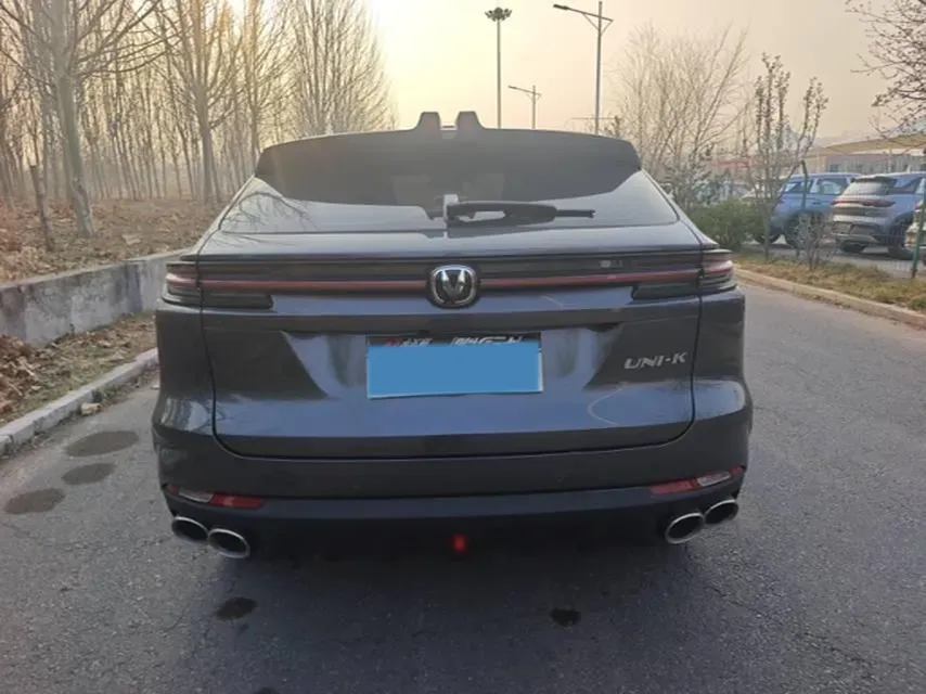 2024 ChangAn UNI-K 2.0T 233HP L4 8AT,autocango,china used car exporter,china ev exporter,chinese used car exporter,chinese used ev exporter